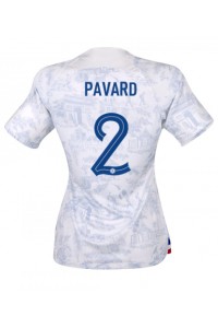 Ranska Benjamin Pavard #2 Jalkapallovaatteet Naisten Vieraspaita MM-kisat 2022 Lyhythihainen